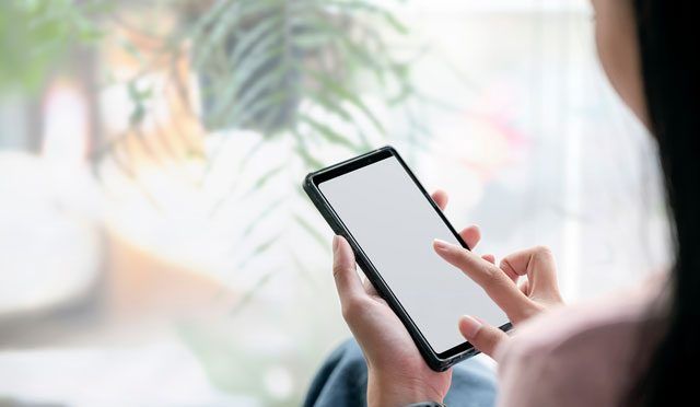 スマホで予定を確認